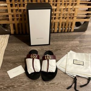 Gucci Marmont Flip Flops 40.5 Burgundy